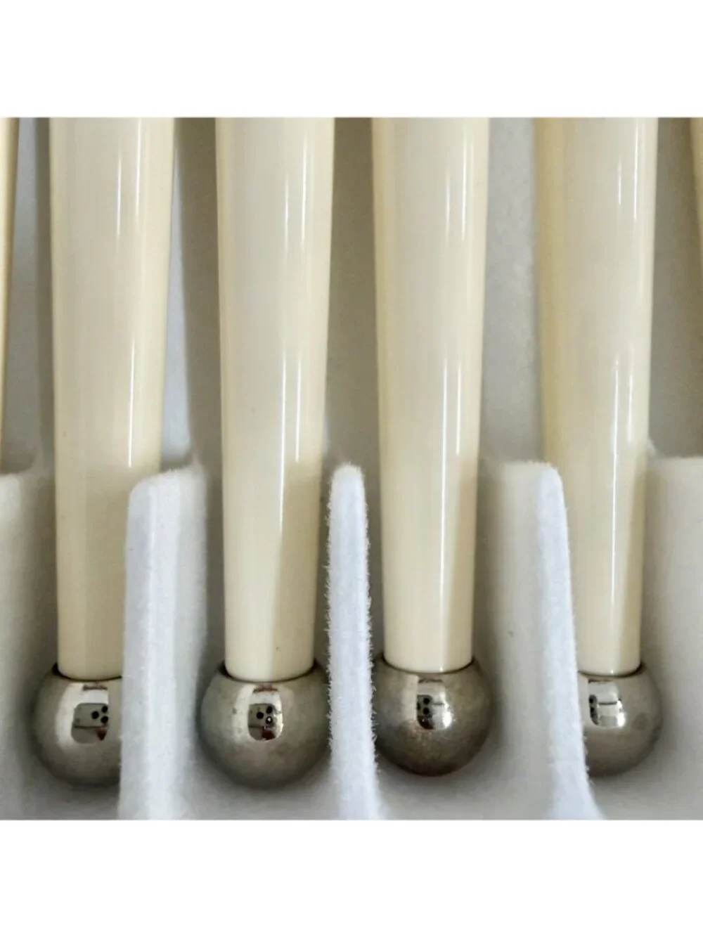 Gottingen Ashaya Stainless Flatware Ball End Cream Handles Space Age Retro Set